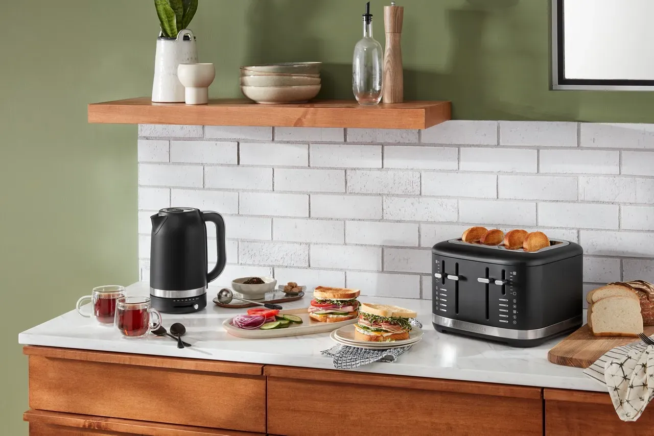 KITCHENAID Refurbished Professional 600™ Series 6