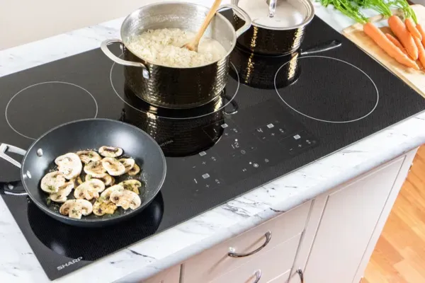 Sharp Appliances Sharp 1.1 cu. ft. 1000W Smart Stainless Steel