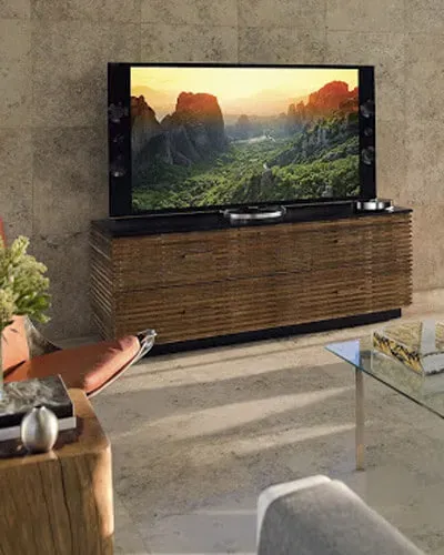 Electronics and home entertainment collection