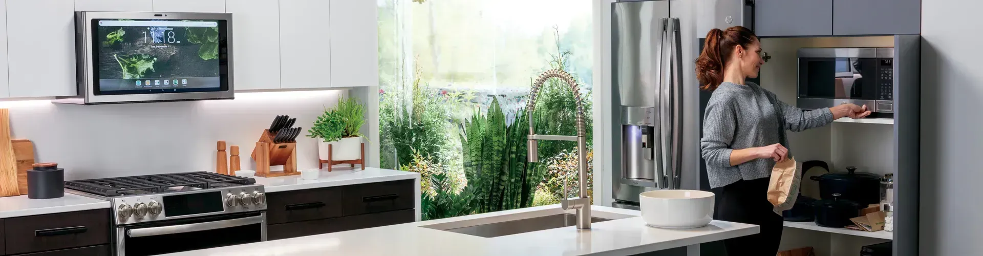 Benefits of Wi-Fi-Enabled Kitchen Gadgets: Transform Your Cooking Experience