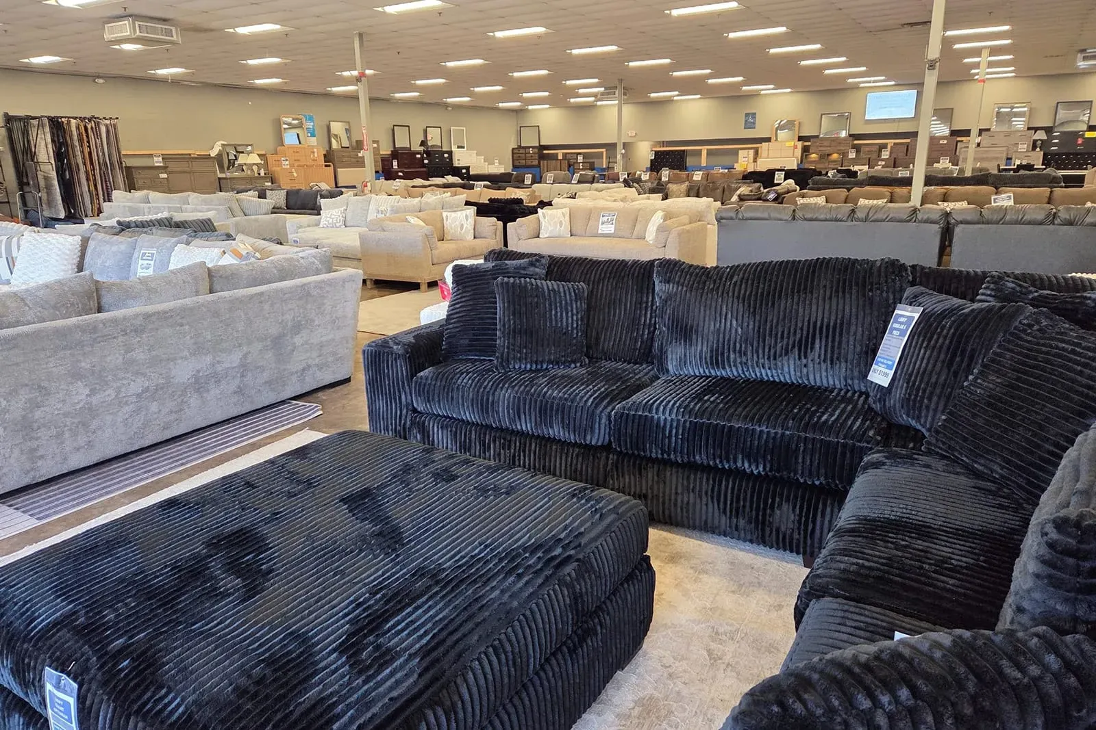 Carolina Discount Furniture showroom