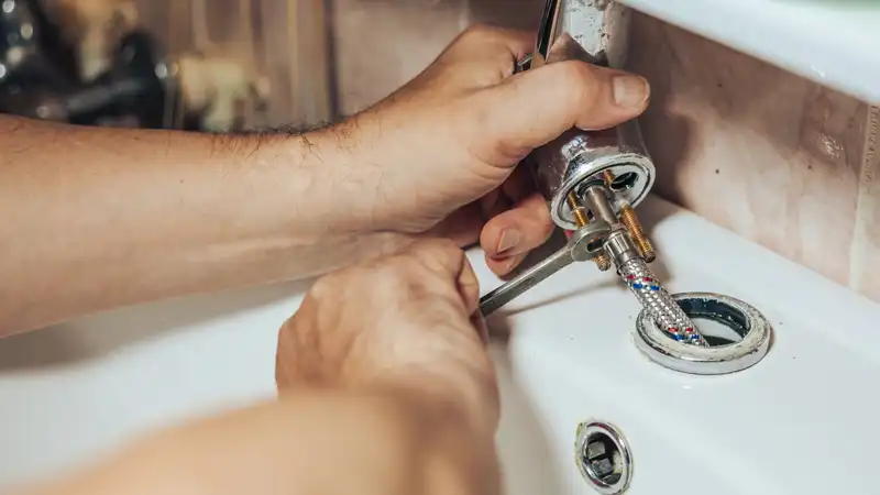 Plumbing & HVAC