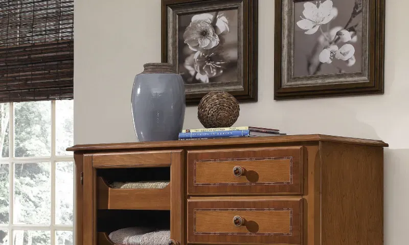 Home accents—decor, lighting and storage at Ford’s Furniture