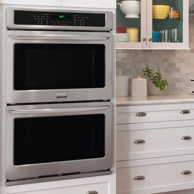 Wall Ovens / Cooktops