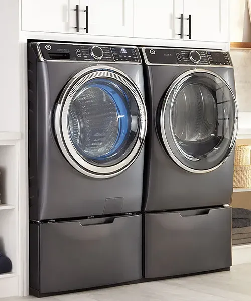 Front-load washer on display
