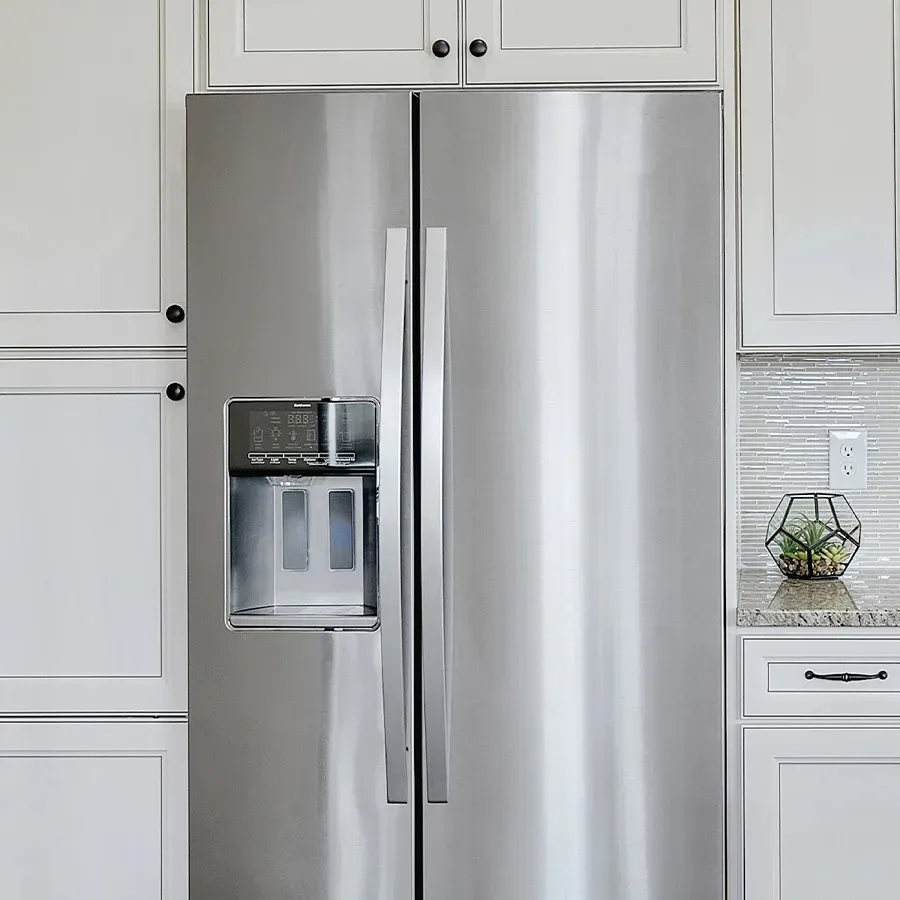 Stainless steel French door refrigerator