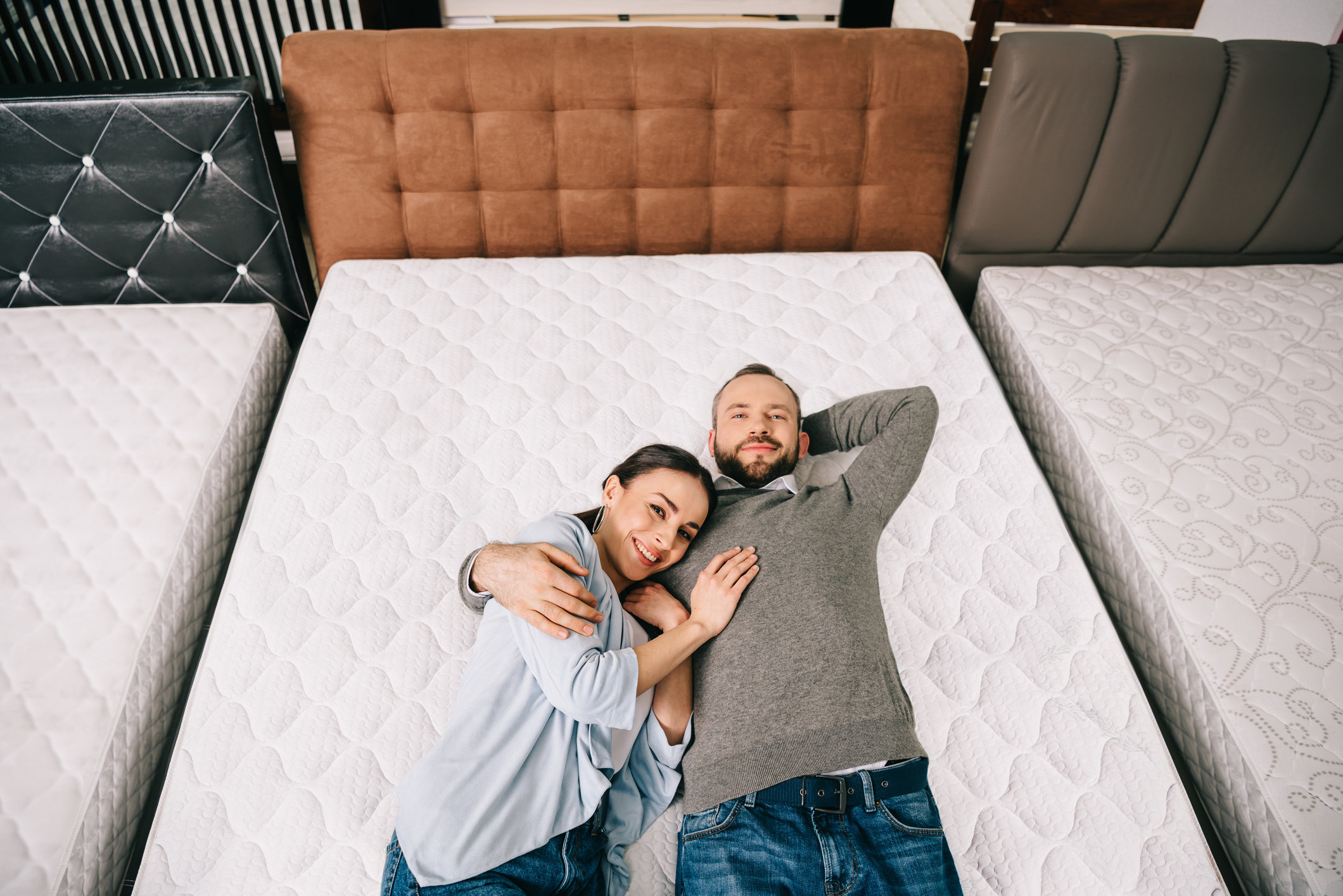 Mattress Land couples mattress header