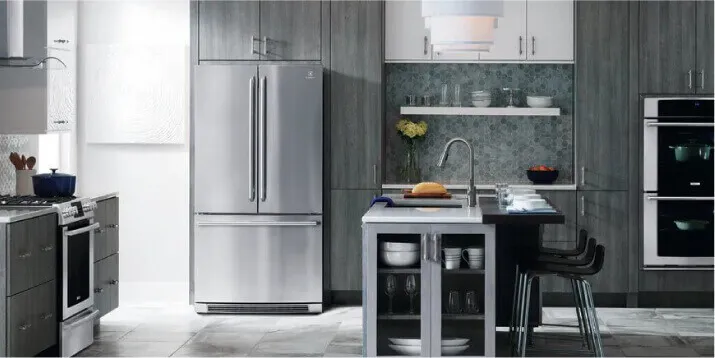 A stainless steel French door refrigerator for modern kitchens is available in Mesa, AZ.
