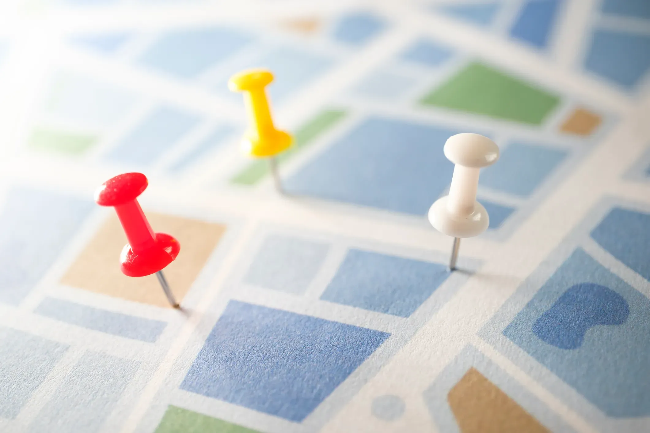 Customer using online tools to find a store location