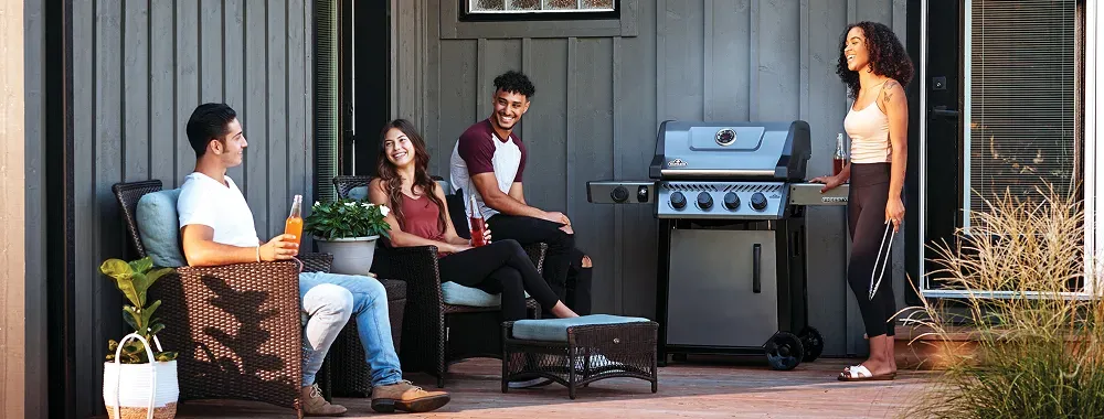 Difference between Built-In And Freestanding Grill: Ultimate Guide