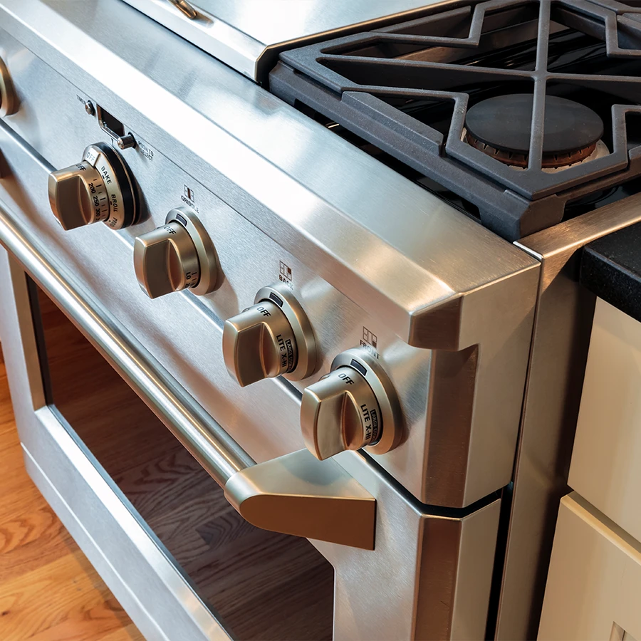 Ranges, ovens, and cooktops